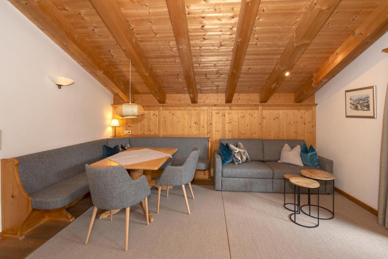 Gastehaus Larch Country house