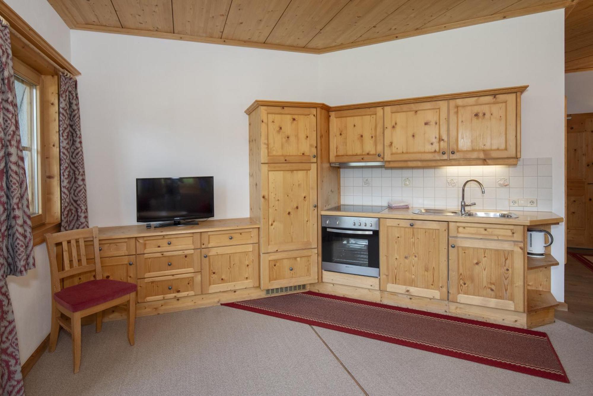 Gastehaus Larch Country house