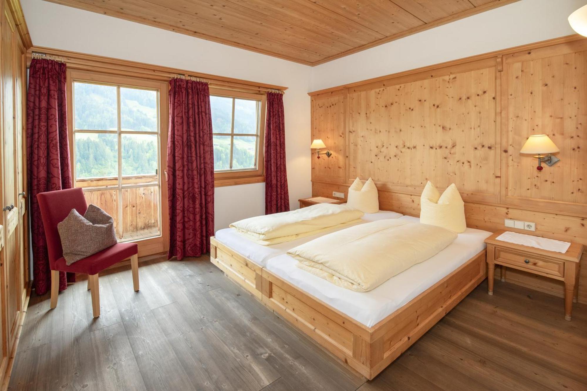 Gastehaus Larch Country house *