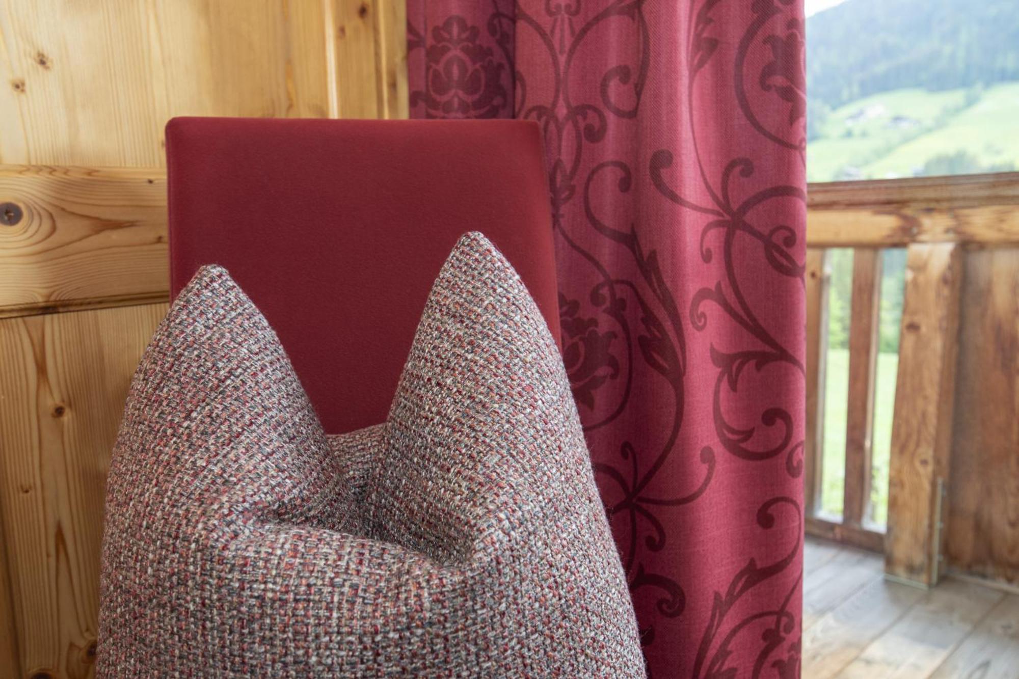 Gastehaus Larch Country house Alpbach