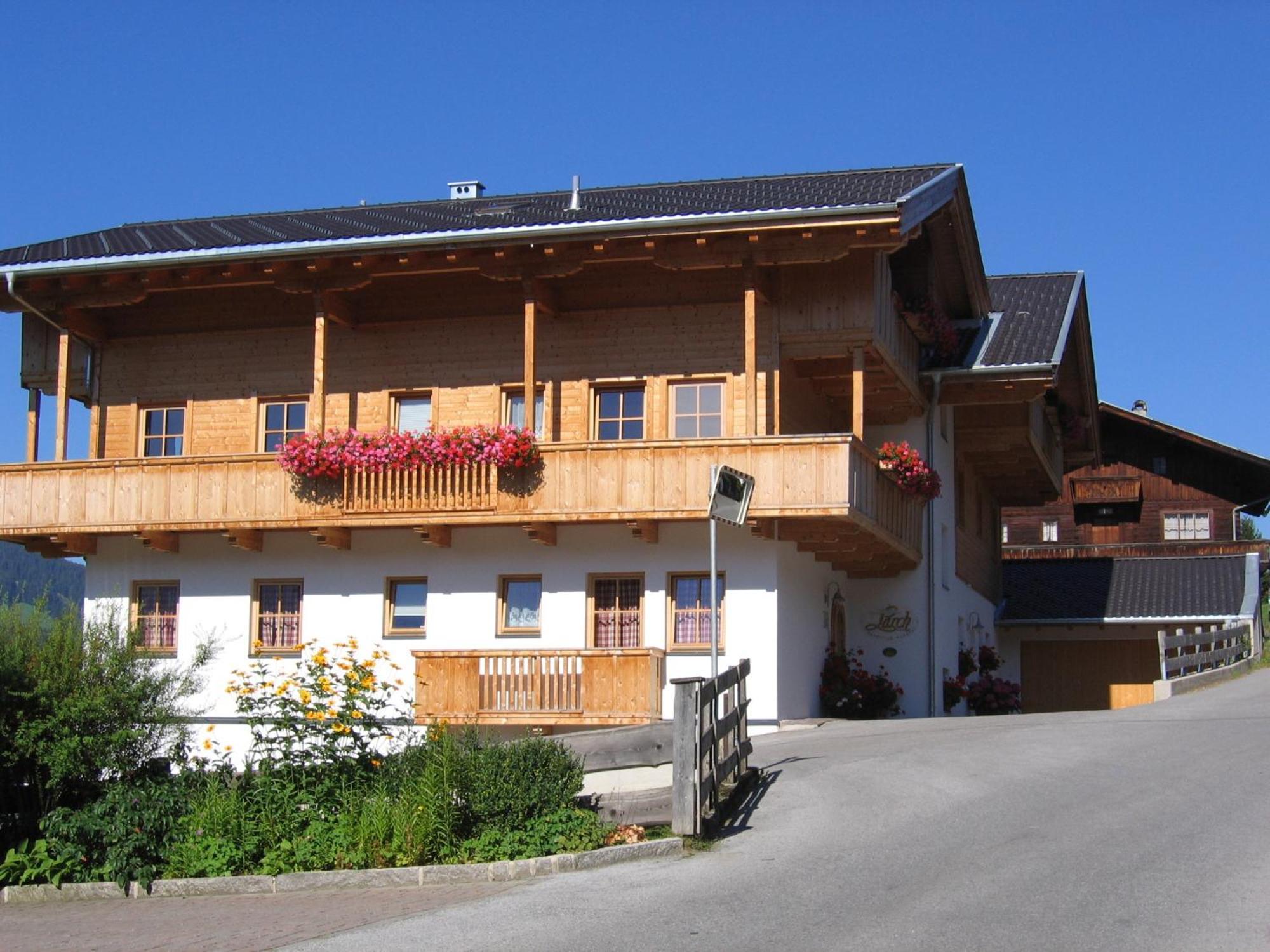 Gastehaus Larch Country house *